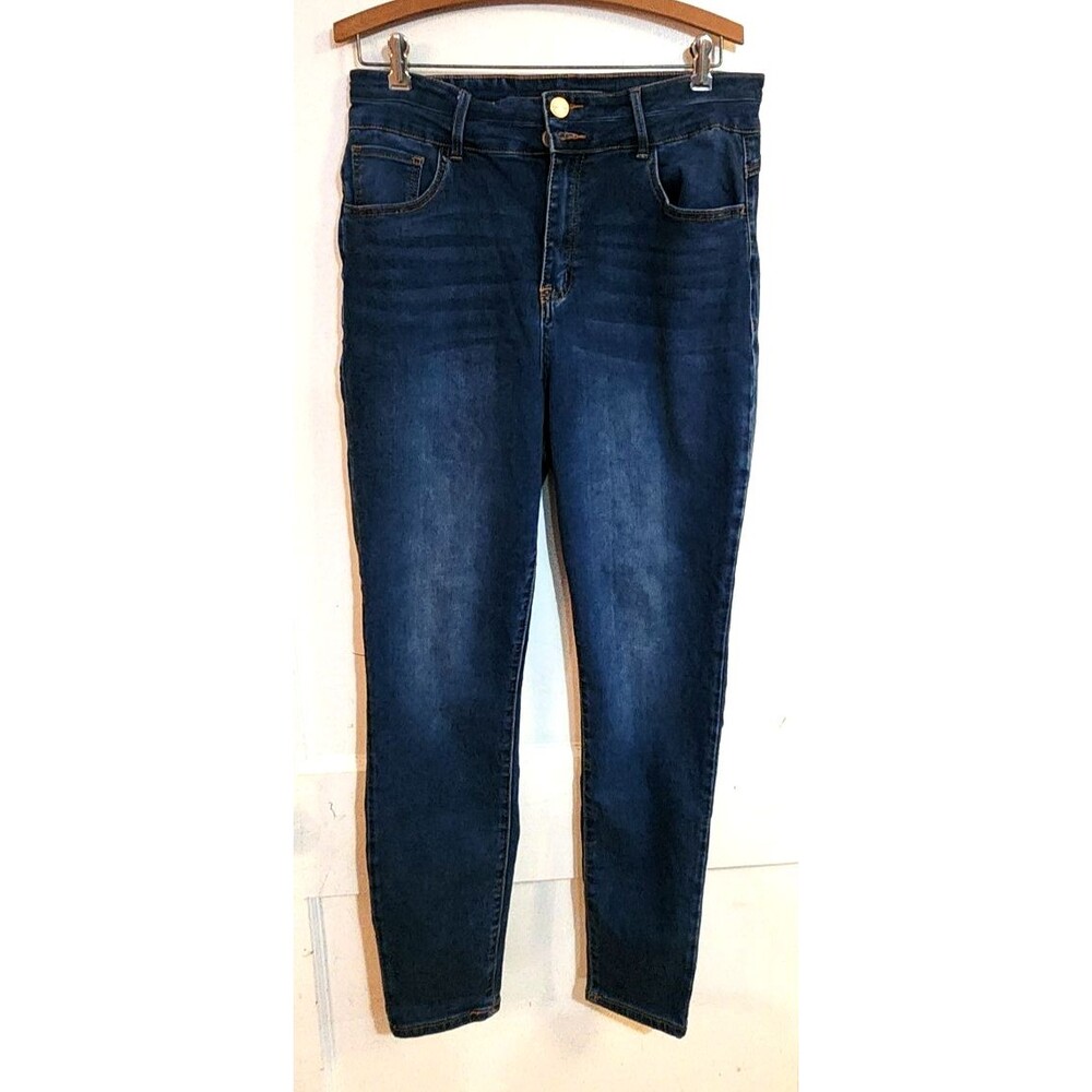 Dollhouse  Curvy Collection Women's Blue Jeans Size 15/16 Actual 32x29